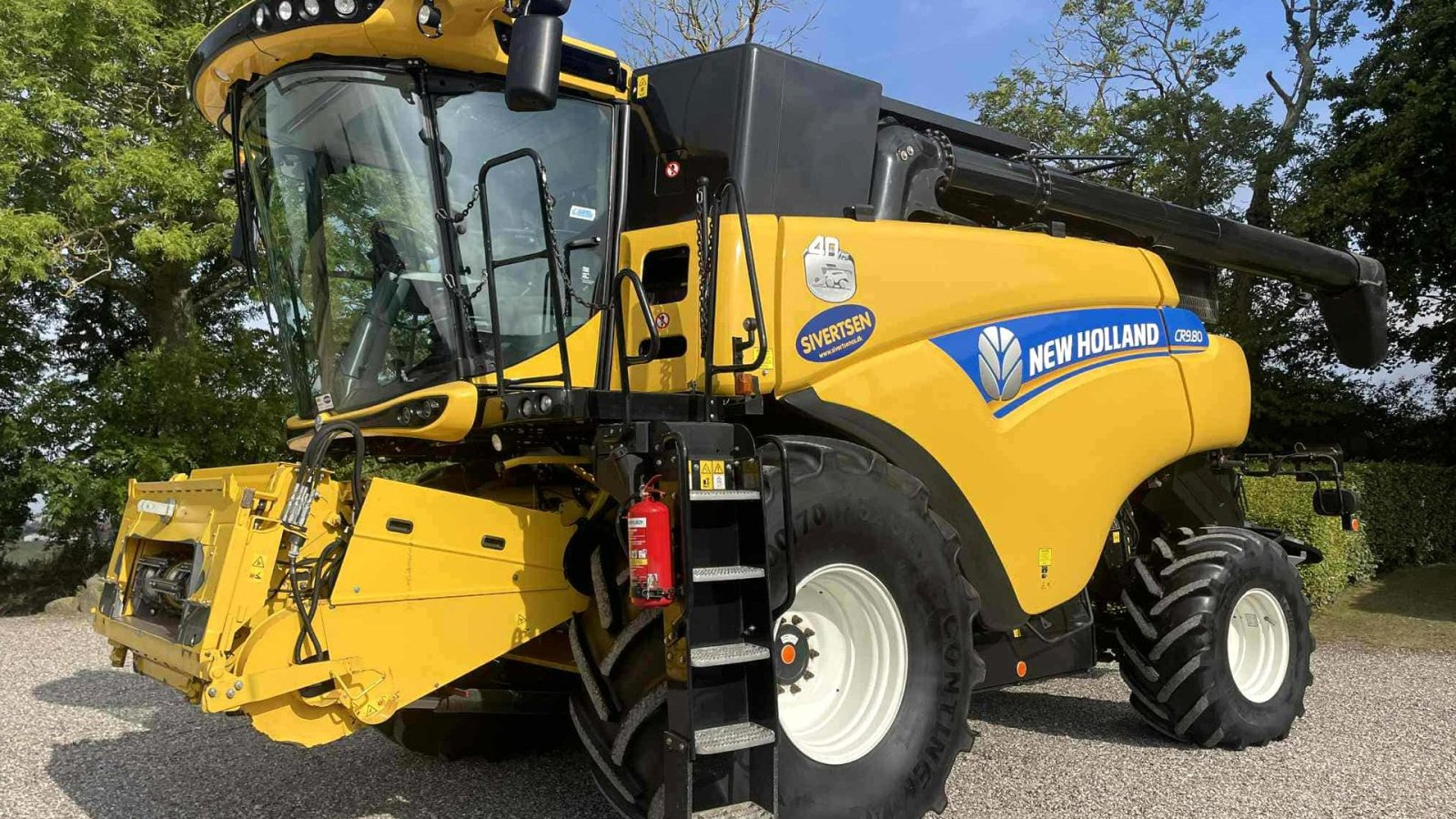 Mähdrescher of the type New Holland CR9.80 DK flotteste NH tærsker m. 30 fods Varifeed, Gebrauchtmaschine in Borre (Picture 2)