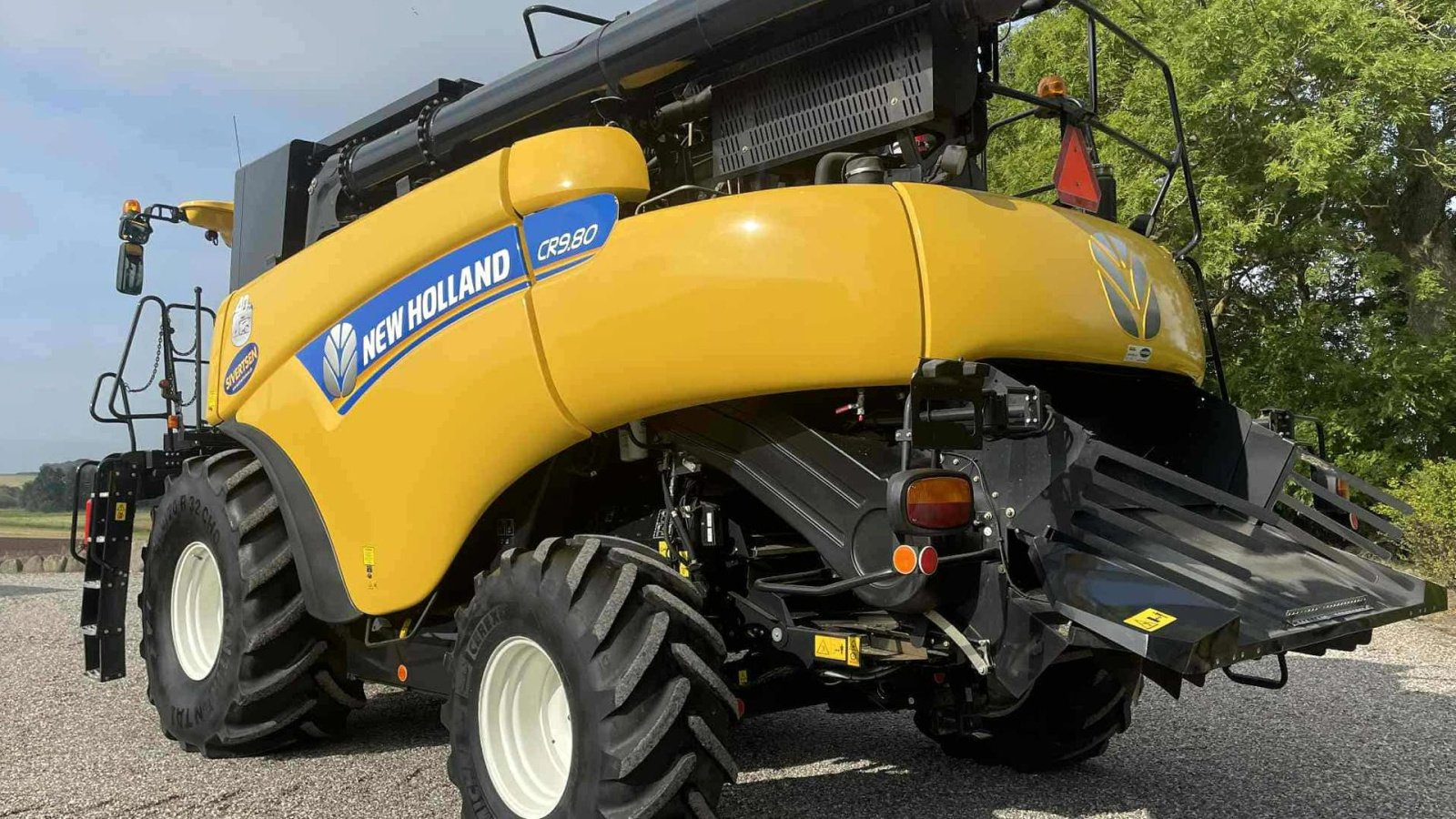 Mähdrescher of the type New Holland CR9.80 DK flotteste NH tærsker m. 30 fods Varifeed, Gebrauchtmaschine in Borre (Picture 3)