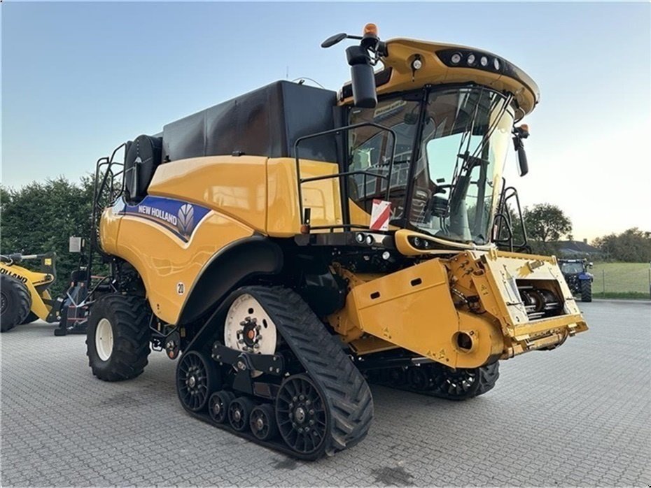 Mähdrescher des Typs New Holland CR9.80 SLH + 30” VarioFeed HD Klargjort til høsten 2025!, Gebrauchtmaschine in Gjerlev J. (Bild 4)