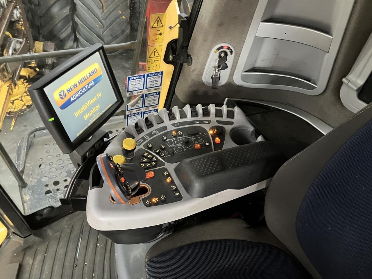 Mähdrescher tip New Holland CR9.80, Gebrauchtmaschine in Middelfart (Poză 5)