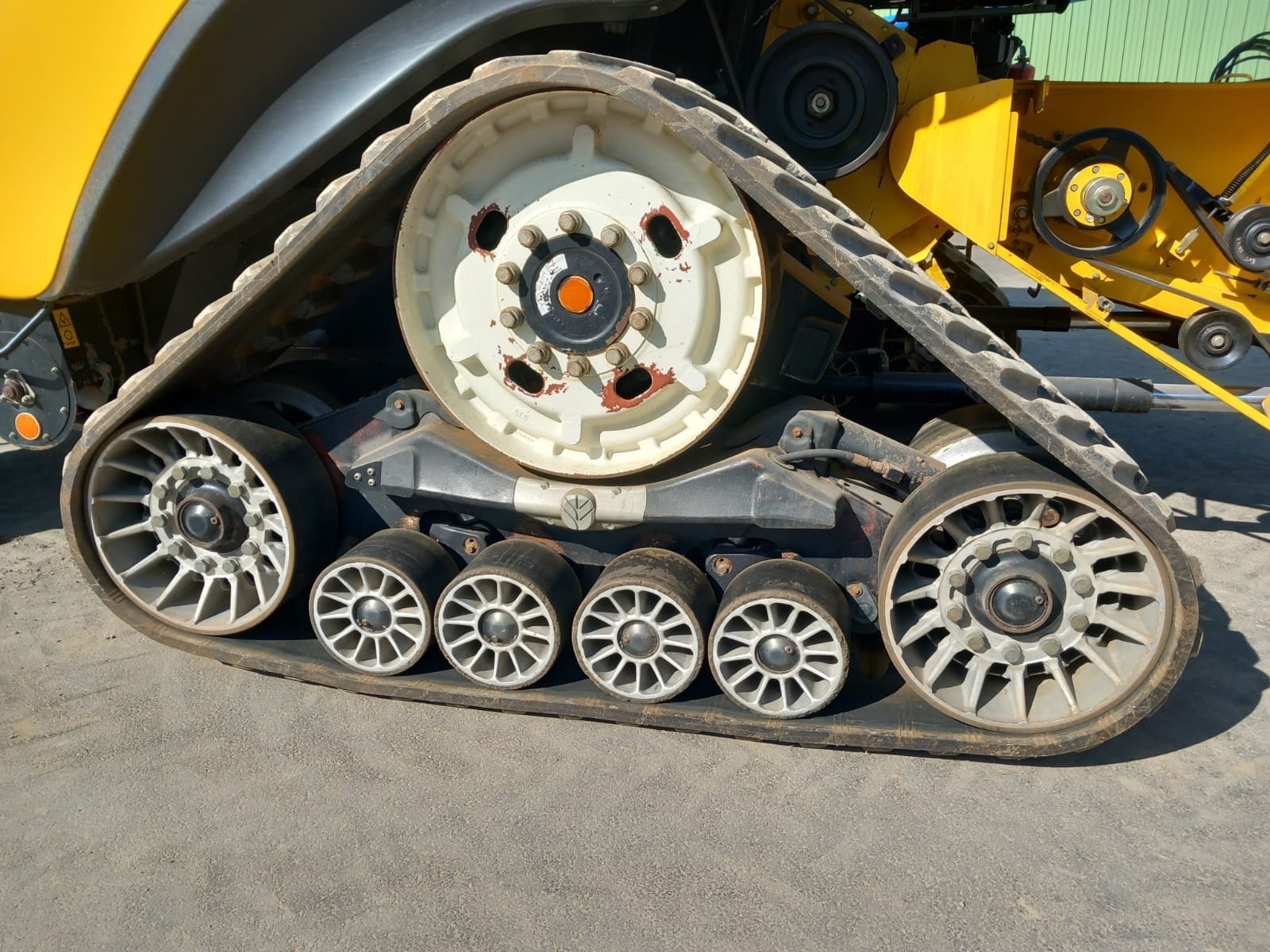 Mähdrescher of the type New Holland CR9.80SMARTTRAX, Gebrauchtmaschine in Le Horps (Picture 10)