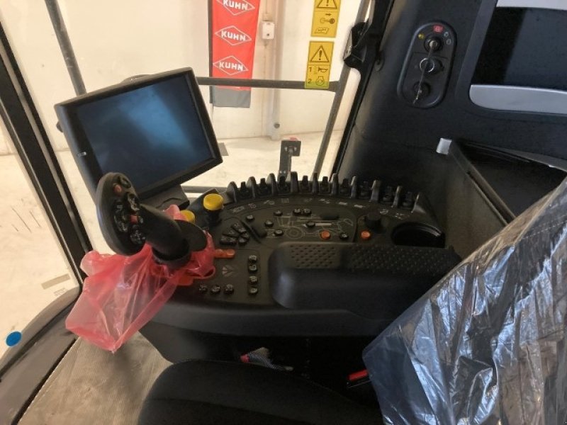 Mähdrescher typu New Holland CR9.90 ST5, Gebrauchtmaschine v Herning (Obrázek 9)