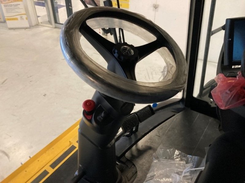 Mähdrescher typu New Holland CR9.90 ST5, Gebrauchtmaschine v Herning (Obrázek 3)