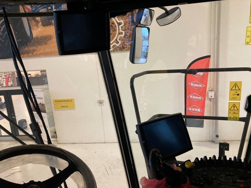 Mähdrescher typu New Holland CR9.90 ST5, Gebrauchtmaschine v Herning (Obrázek 11)