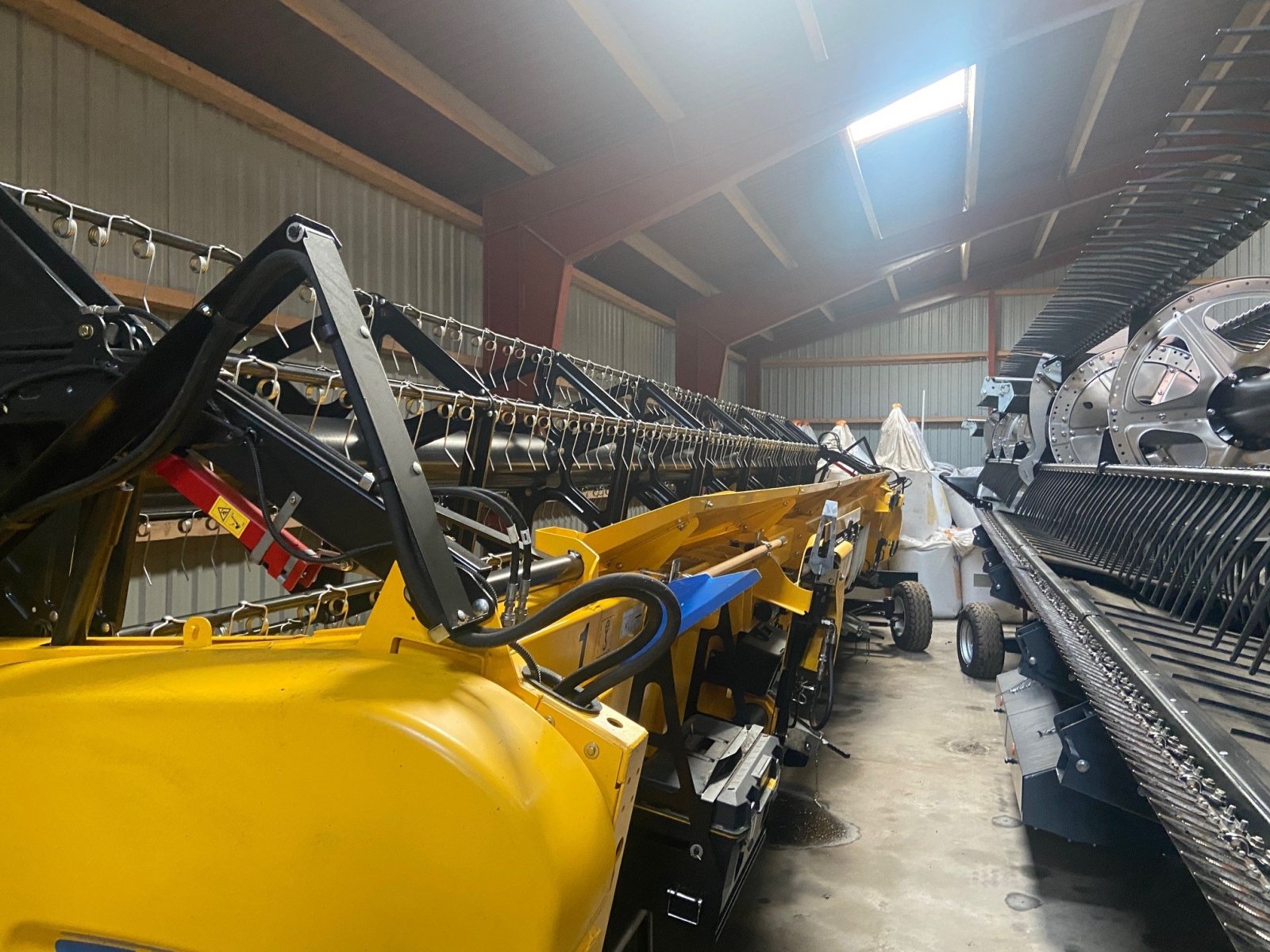 Mähdrescher of the type New Holland CR9.90 ST.V EU AMEA, Gebrauchtmaschine in Thisted (Picture 8)