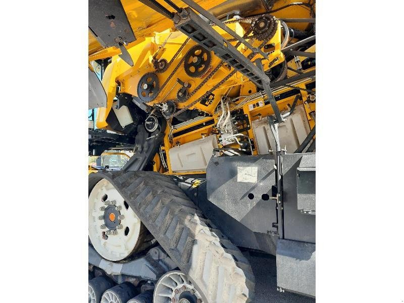 Mähdrescher typu New Holland CR990, Gebrauchtmaschine v PONTIVY (Obrázek 11)