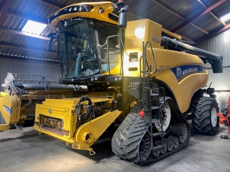 Mähdrescher of the type New Holland CR9.90.T4B TRACK ZED, Gebrauchtmaschine in Thisted (Picture 1)