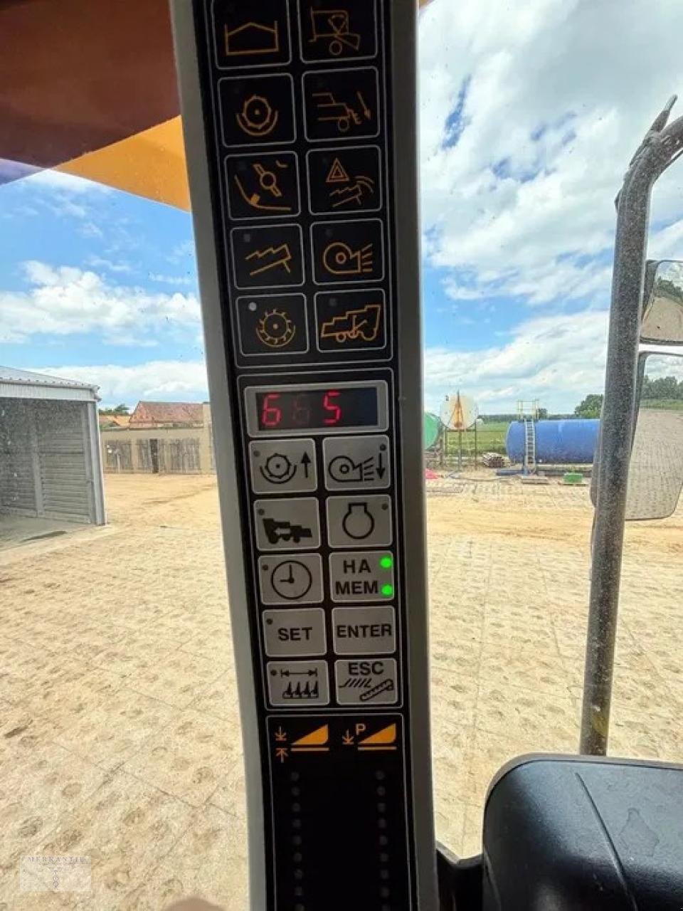 Mähdrescher des Typs New Holland CSX7070, Gebrauchtmaschine in Pragsdorf (Bild 5)