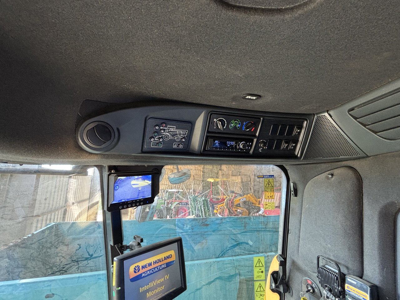 Mähdrescher typu New Holland CX 5090 ETROITE HILLSIDE, Gebrauchtmaschine v MORLHON LE HAUT (Obrázek 11)