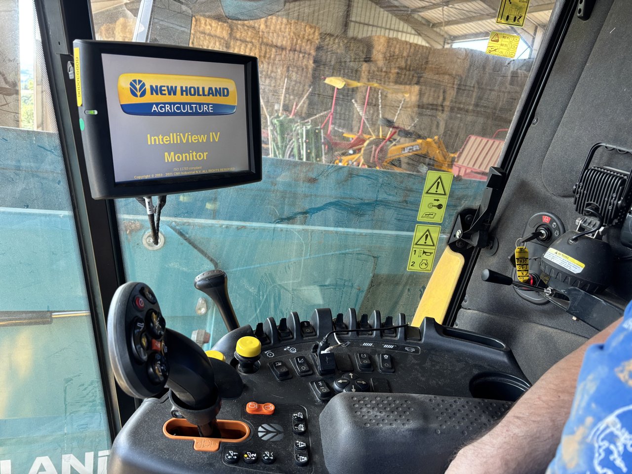 Mähdrescher typu New Holland CX 5090 ETROITE HILLSIDE, Gebrauchtmaschine v MORLHON LE HAUT (Obrázek 10)