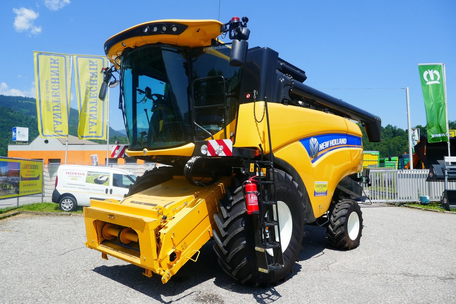 Mähdrescher tip New Holland CX 5.80 Allrad, Gebrauchtmaschine in Villach (Poză 25)