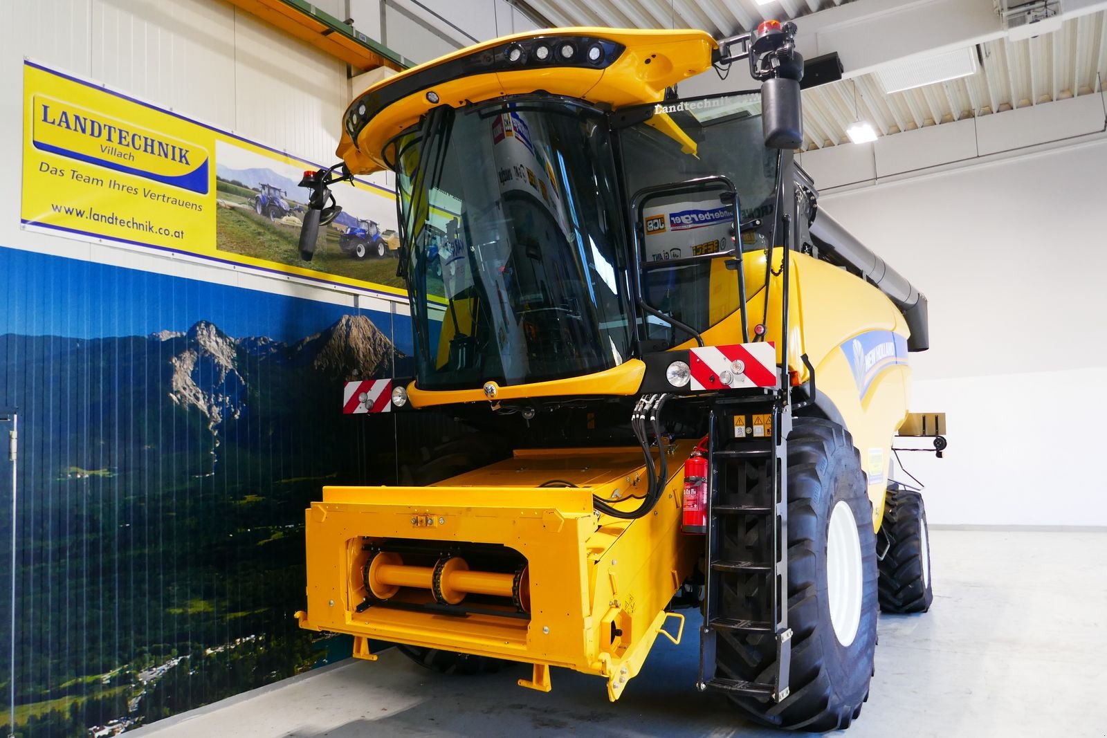 Mähdrescher tip New Holland CX 5.80 Allrad, Gebrauchtmaschine in Villach (Poză 10)