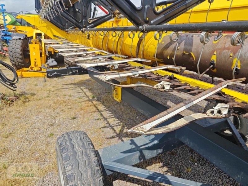 Mähdrescher of the type New Holland CX 5.80, Gebrauchtmaschine in Spelle (Picture 18)