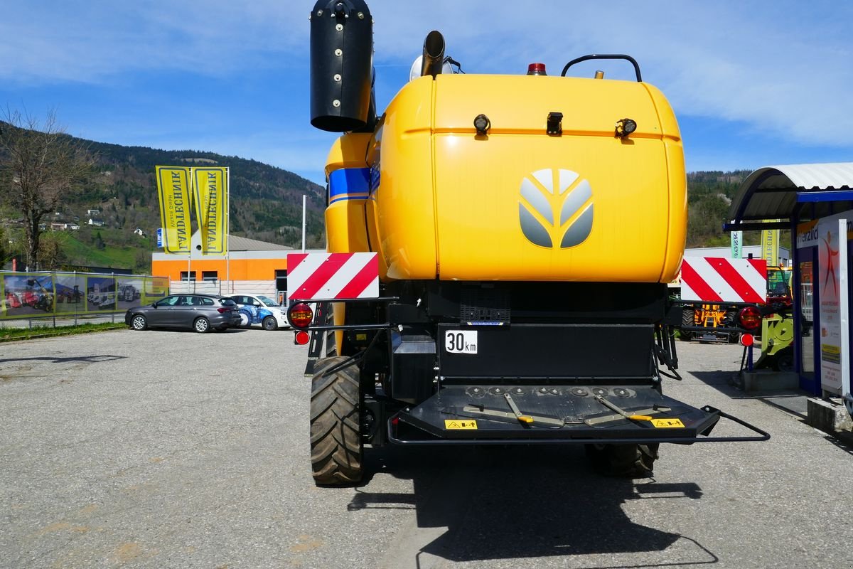 Mähdrescher des Typs New Holland CX 5.80, Gebrauchtmaschine in Villach (Bild 9)