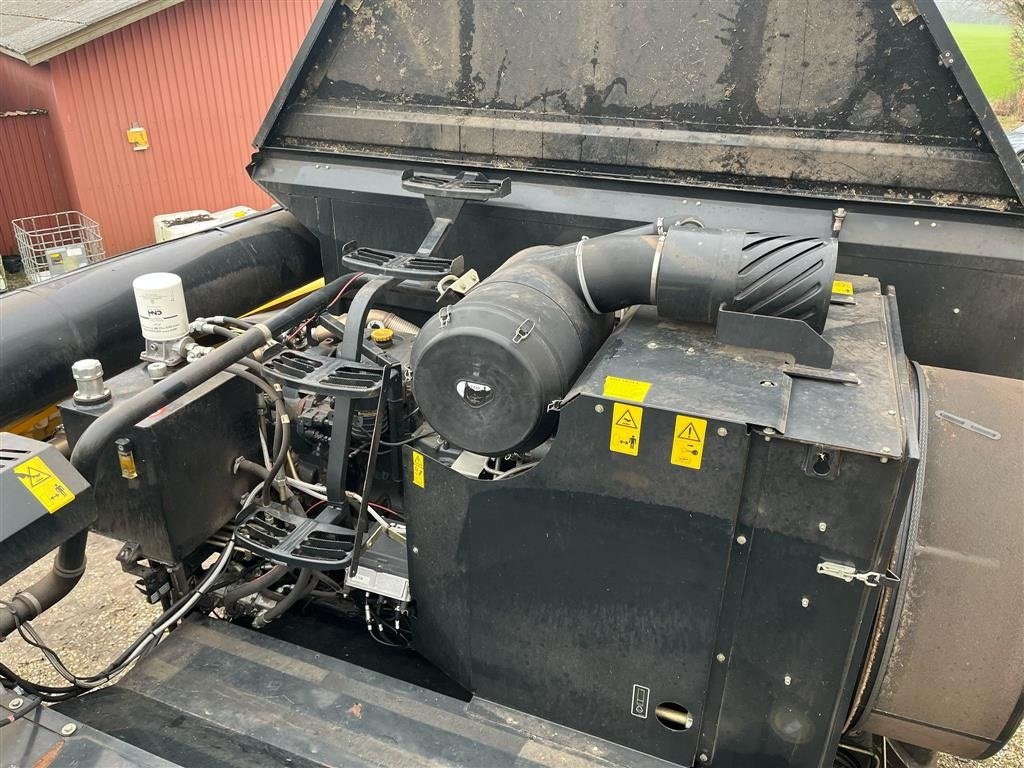 Mähdrescher tip New Holland CX 6090 4wd, Gebrauchtmaschine in Aulum (Poză 19)