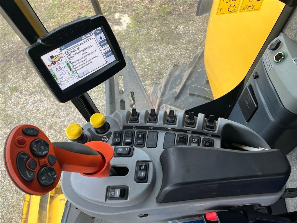 Mähdrescher tip New Holland CX 6090 4wd, Gebrauchtmaschine in Aulum (Poză 10)