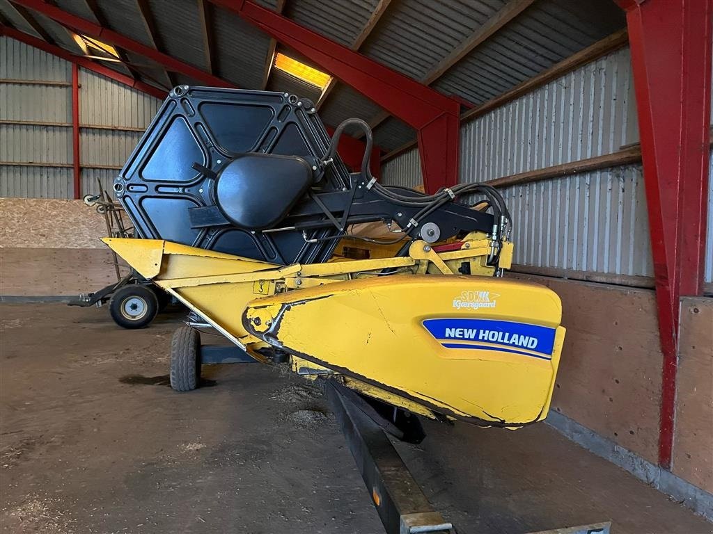 Mähdrescher tip New Holland CX 6090 4wd, Gebrauchtmaschine in Aulum (Poză 16)
