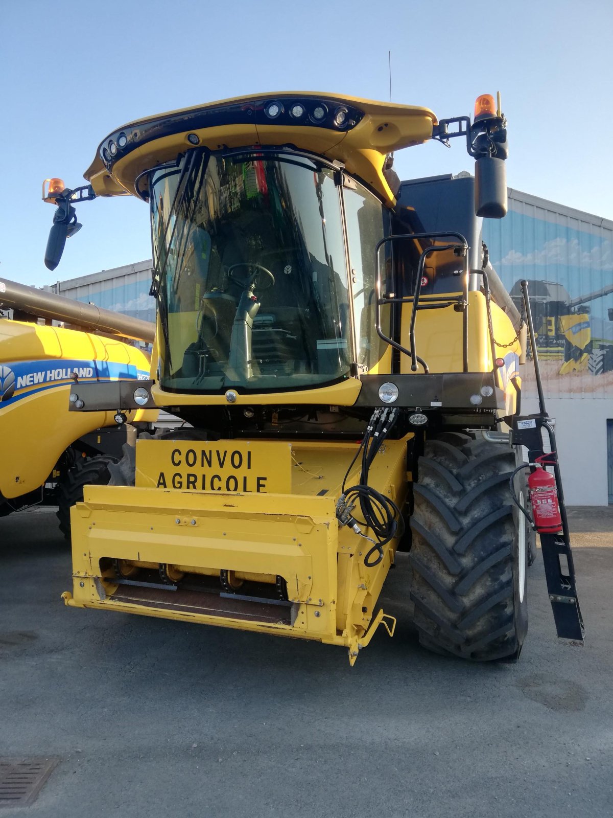 Mähdrescher del tipo New Holland CX 6.80, Gebrauchtmaschine In TREMEUR (Immagine 7)