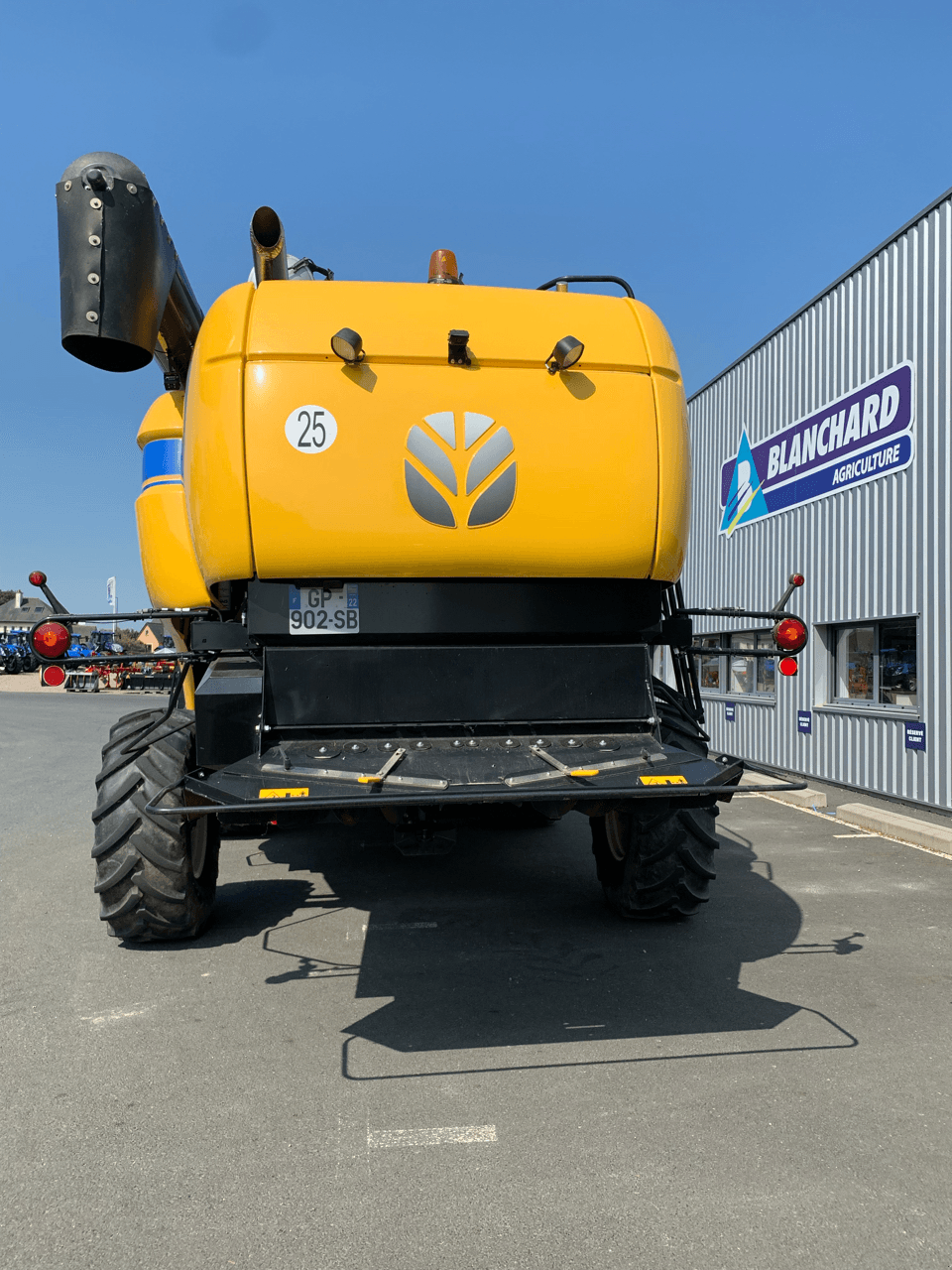Mähdrescher del tipo New Holland CX 6.80, Gebrauchtmaschine In TREMEUR (Immagine 5)