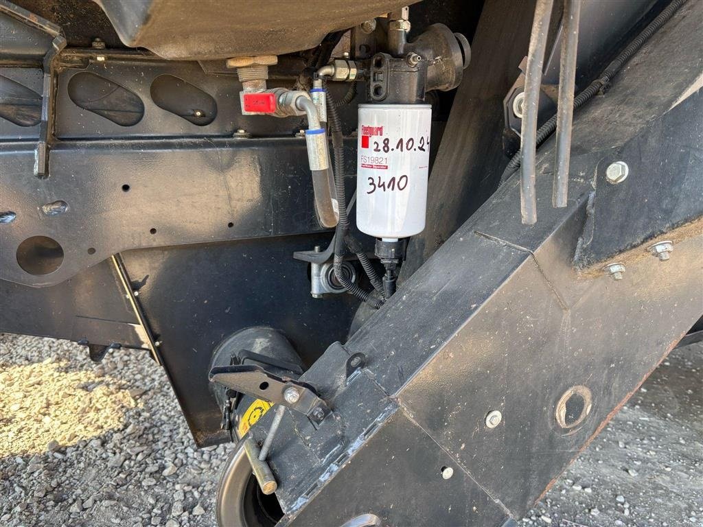 Mähdrescher des Typs New Holland CX 6.90 4WD Komplet pakke med 4WD, Majsbord og alm. skærebord. Rystermaskine., Gebrauchtmaschine in Kolding (Bild 15)