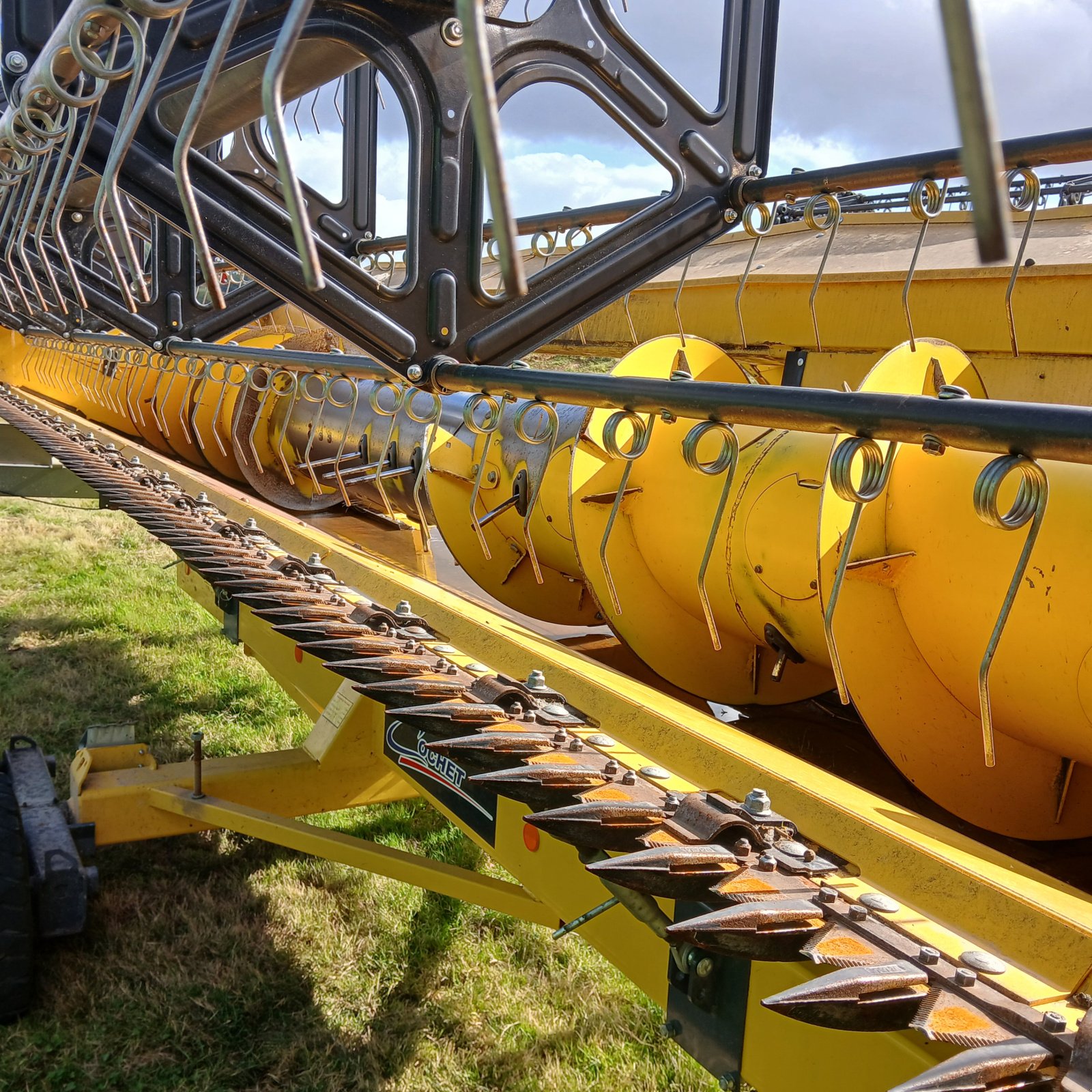 Mähdrescher del tipo New Holland CX 6.90, Gebrauchtmaschine In HERLIN LE SEC (Immagine 7)