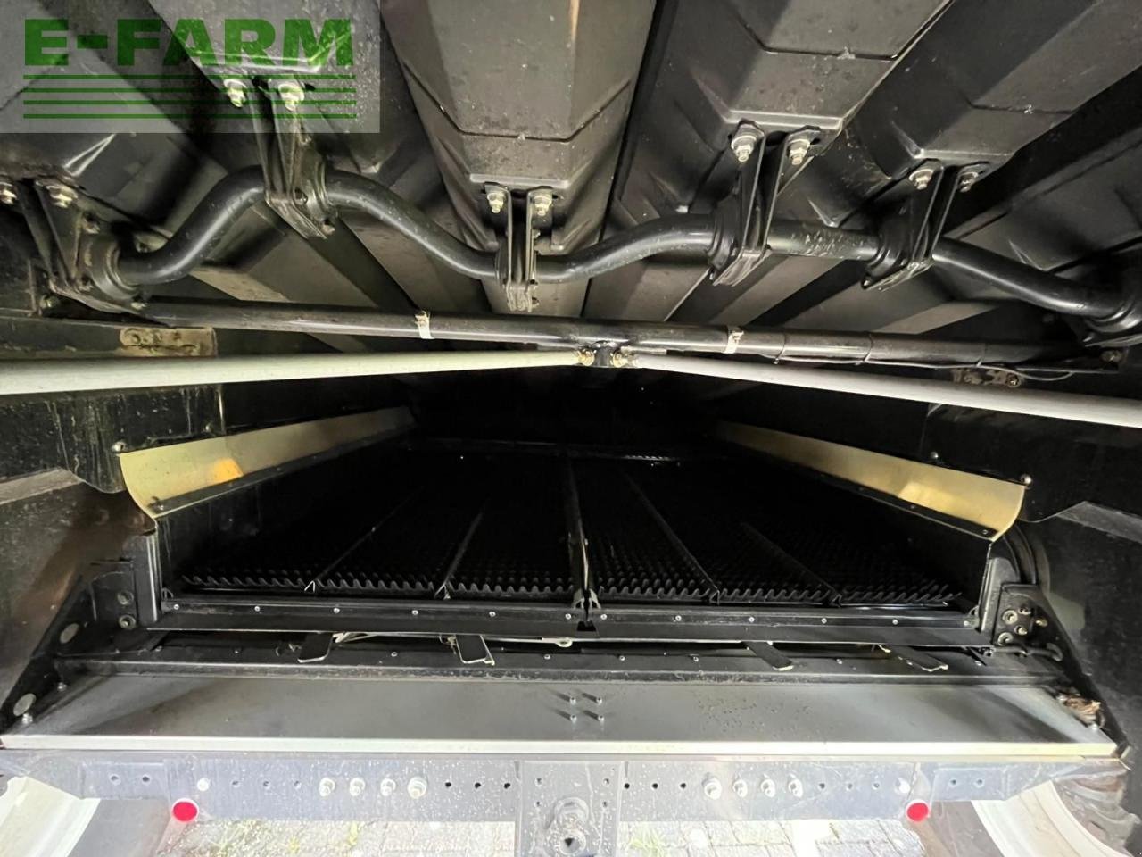 Mähdrescher Türe ait New Holland CX 6.90, Gebrauchtmaschine içinde Hamburg (resim 12)