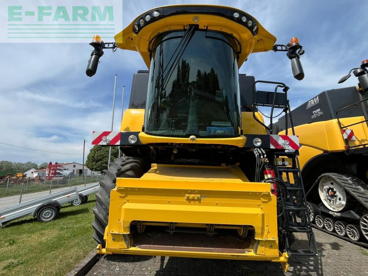 Mähdrescher Türe ait New Holland CX 6.90, Gebrauchtmaschine içinde Hamburg (resim 16)