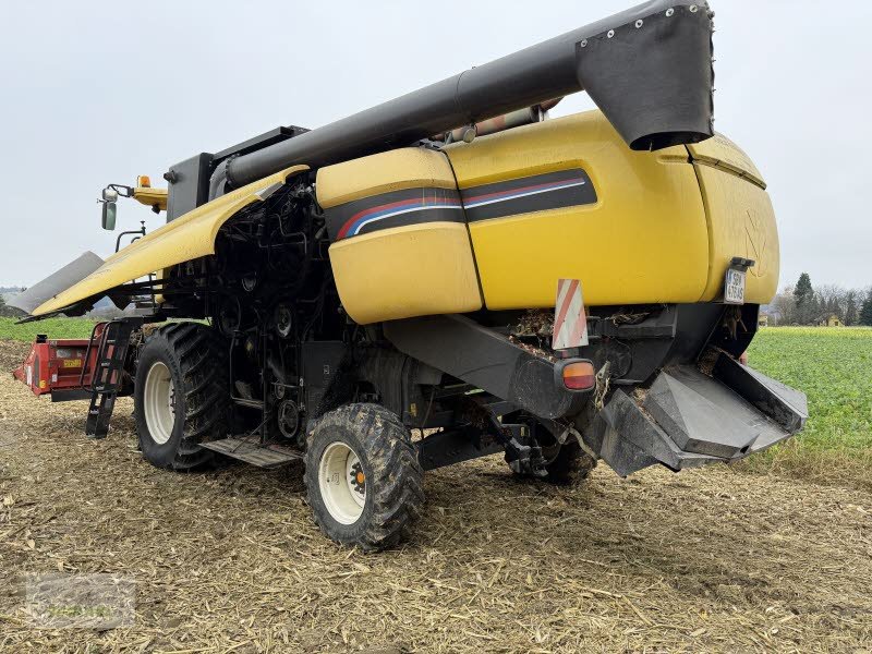 Mähdrescher del tipo New Holland CX 760, Gebrauchtmaschine en Bad Leonfelden (Imagen 18)