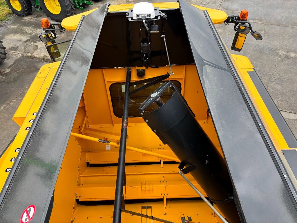 Mähdrescher van het type New Holland CX 7.80, Gebrauchtmaschine in Baillonville (Foto 11)