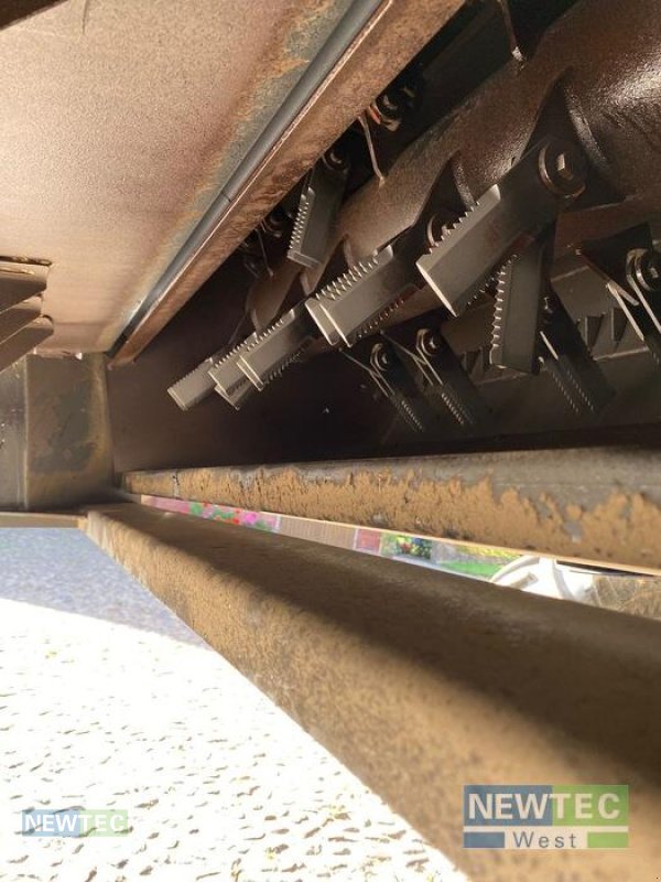 Mähdrescher des Typs New Holland CX 8040, Gebrauchtmaschine in Syke-Heiligenfelde (Bild 7)