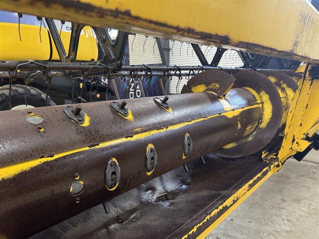 Mähdrescher Türe ait New Holland CX 8060 FSH 24 fod, Gebrauchtmaschine içinde Haderup (resim 23)