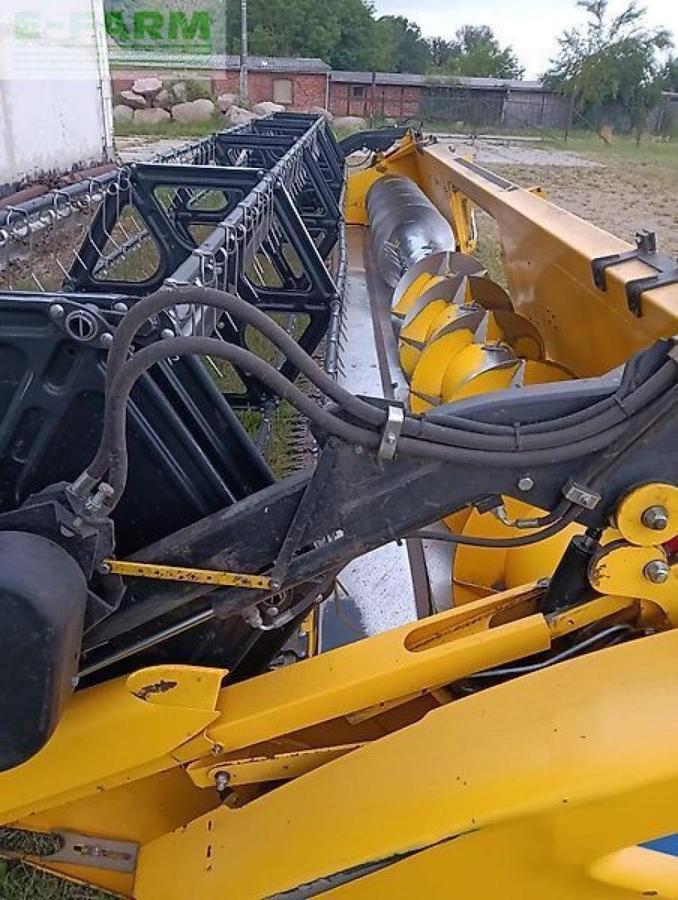 Mähdrescher of the type New Holland cx 8060, Gebrauchtmaschine in NEUENDORF AM SPECK (Picture 18)