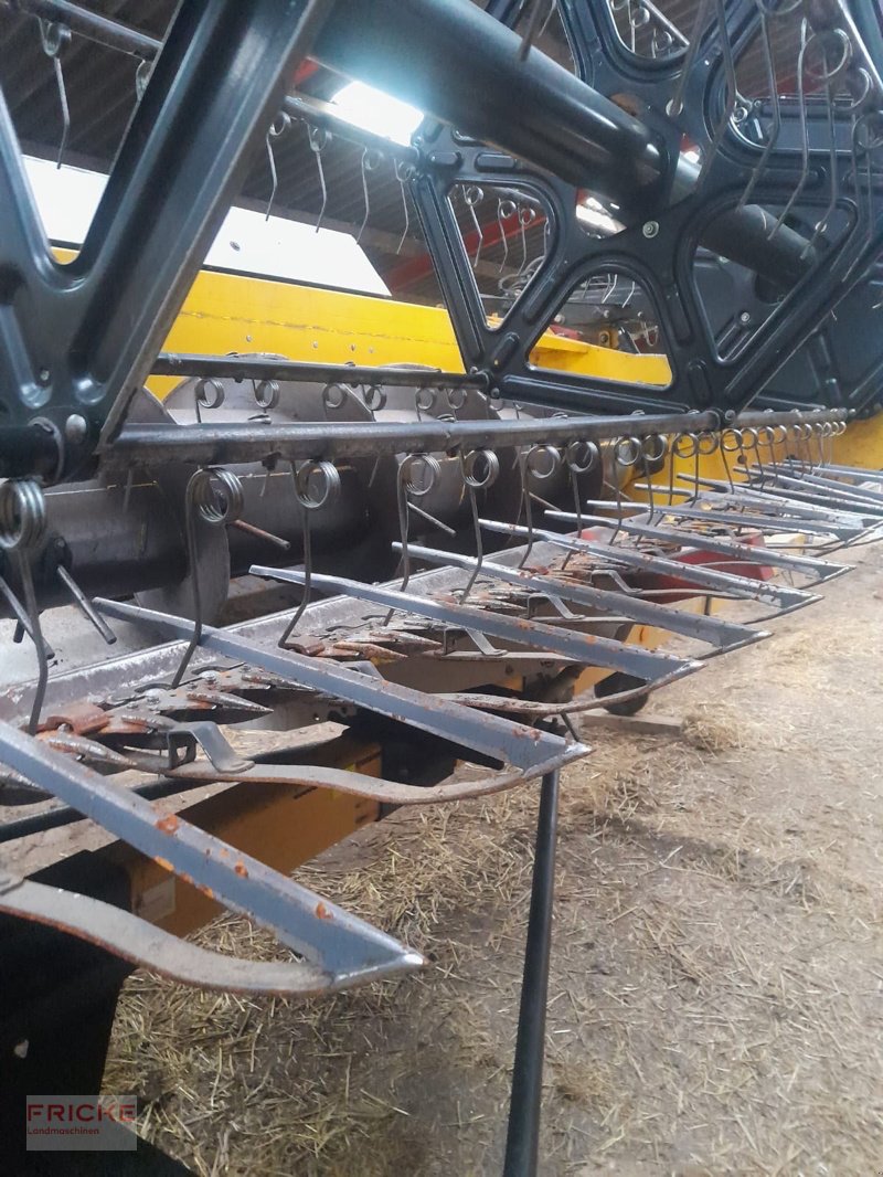 Mähdrescher of the type New Holland CX 8060, Gebrauchtmaschine in Bockel - Gyhum (Picture 25)