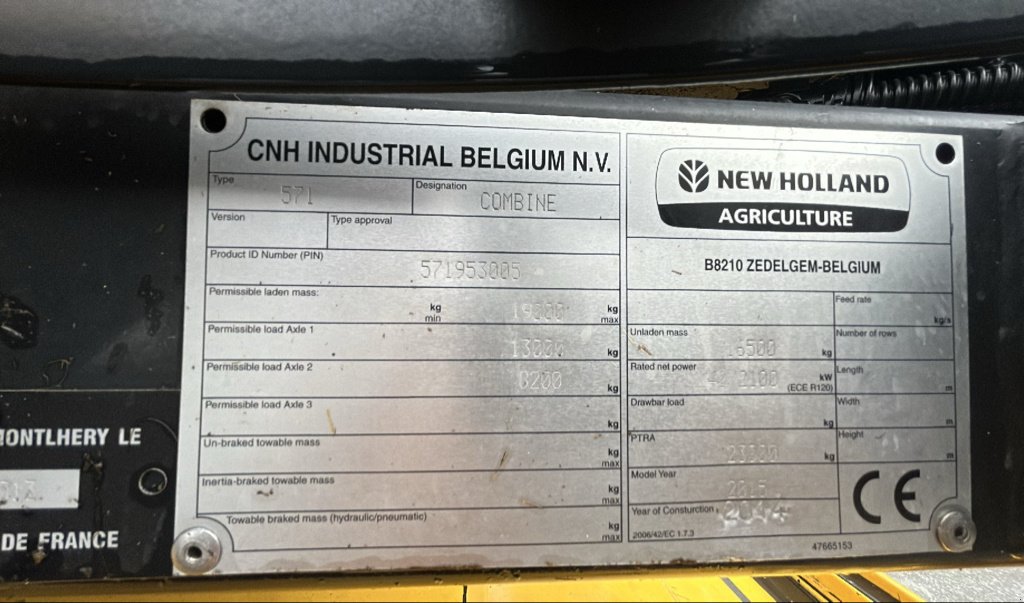 Mähdrescher typu New Holland CX 8070 ELEVATION, Gebrauchtmaschine v CORMENON (Obrázek 5)