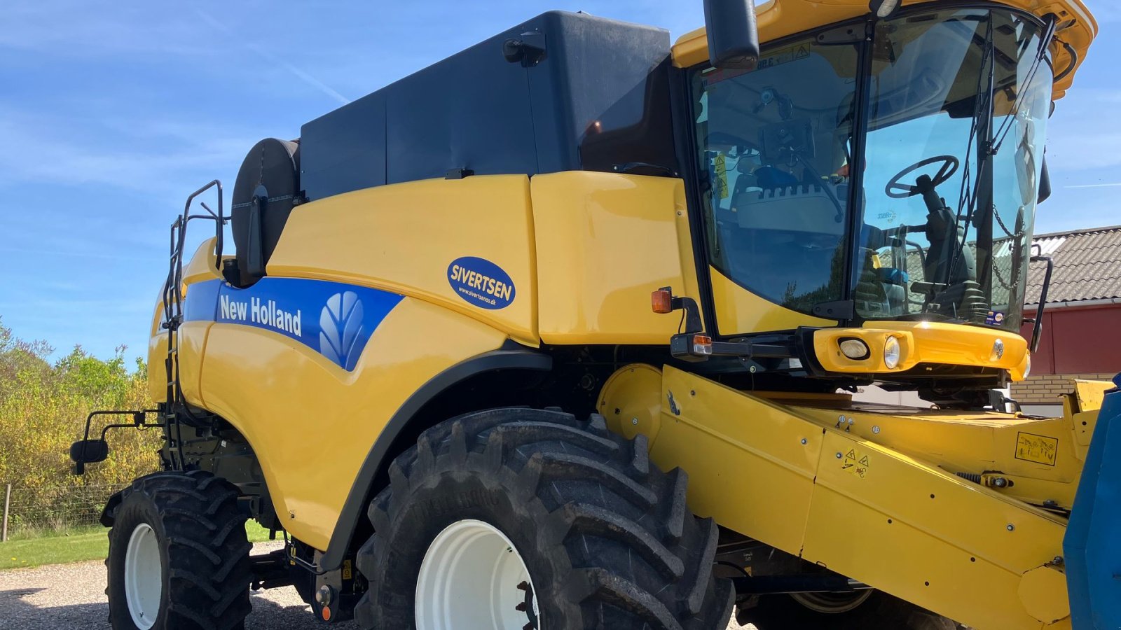 Mähdrescher от тип New Holland CX 8080 SLH med 30 fods Varifeed, Gebrauchtmaschine в Roskilde (Снимка 2)