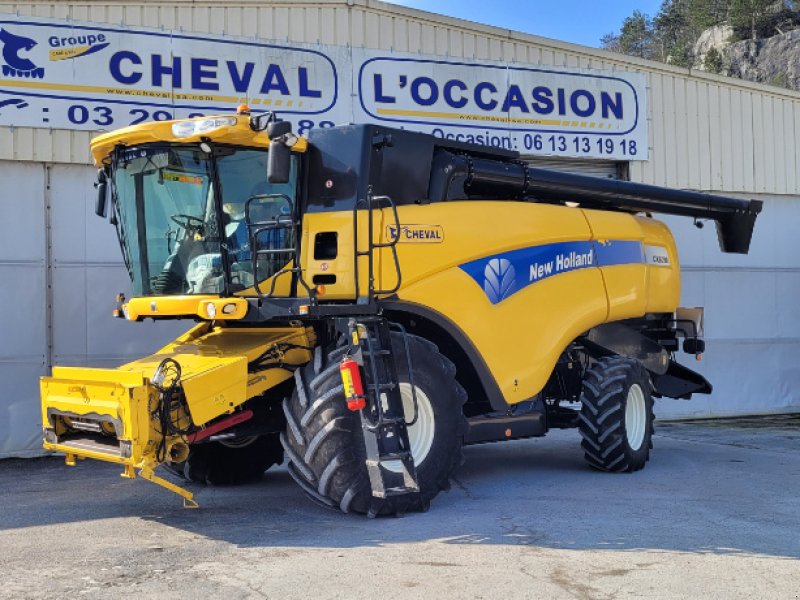Mähdrescher of the type New Holland CX 8090, Gebrauchtmaschine in Lérouville (Picture 1)