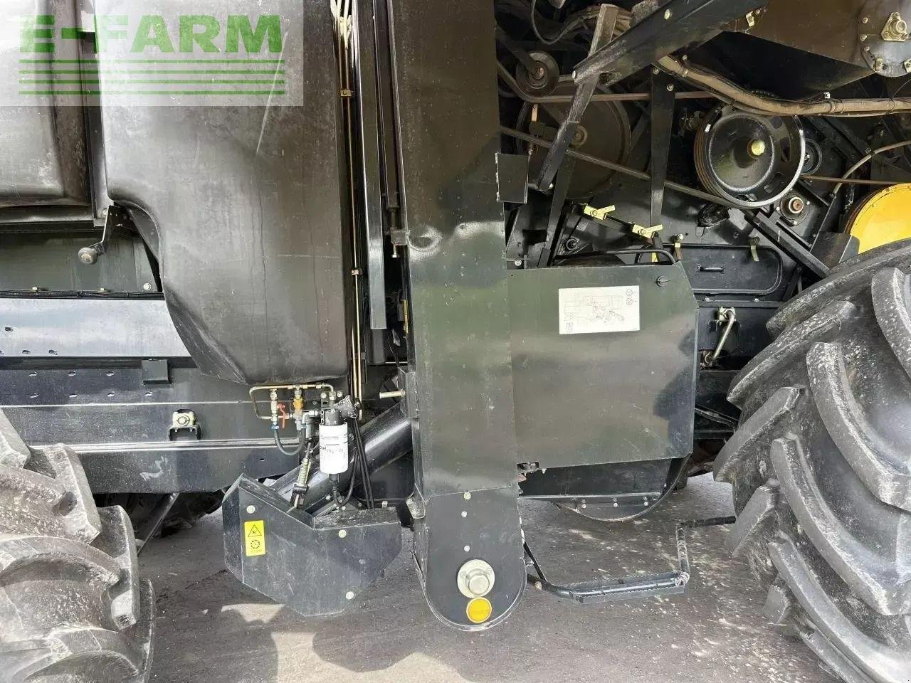 Mähdrescher des Typs New Holland cx 8090, Gebrauchtmaschine in RANDERS SV (Bild 8)