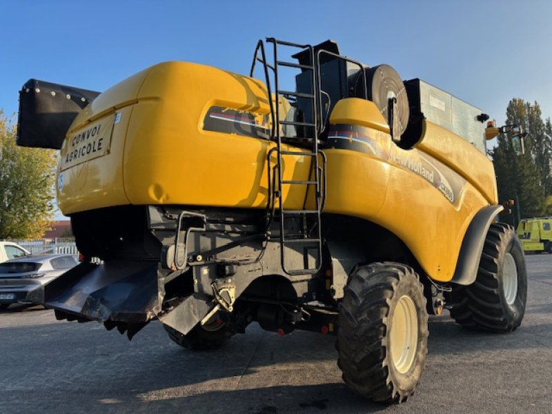 Mähdrescher tip New Holland CX 860, Gebrauchtmaschine in CORNY MACHEROMENIL (Poză 4)