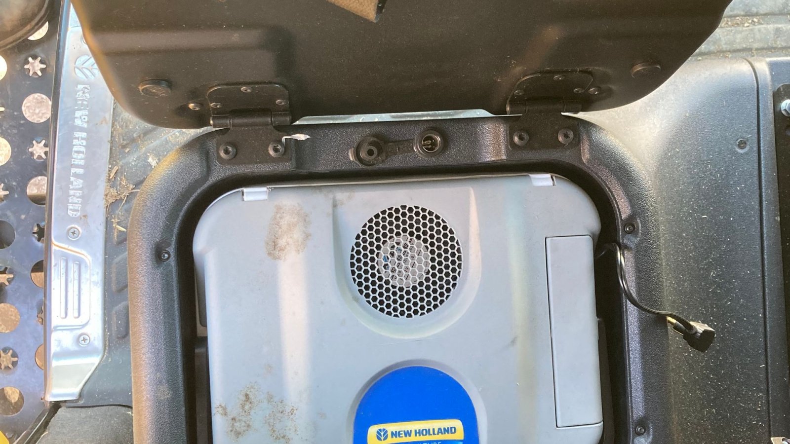 Mähdrescher del tipo New Holland CX 8.70 SLH, Gebrauchtmaschine en Roskilde (Imagen 5)