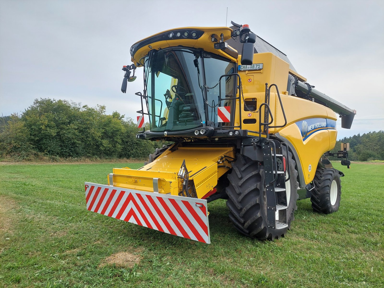 Mähdrescher del tipo New Holland CX 8.70, Gebrauchtmaschine In Miltach (Immagine 3)