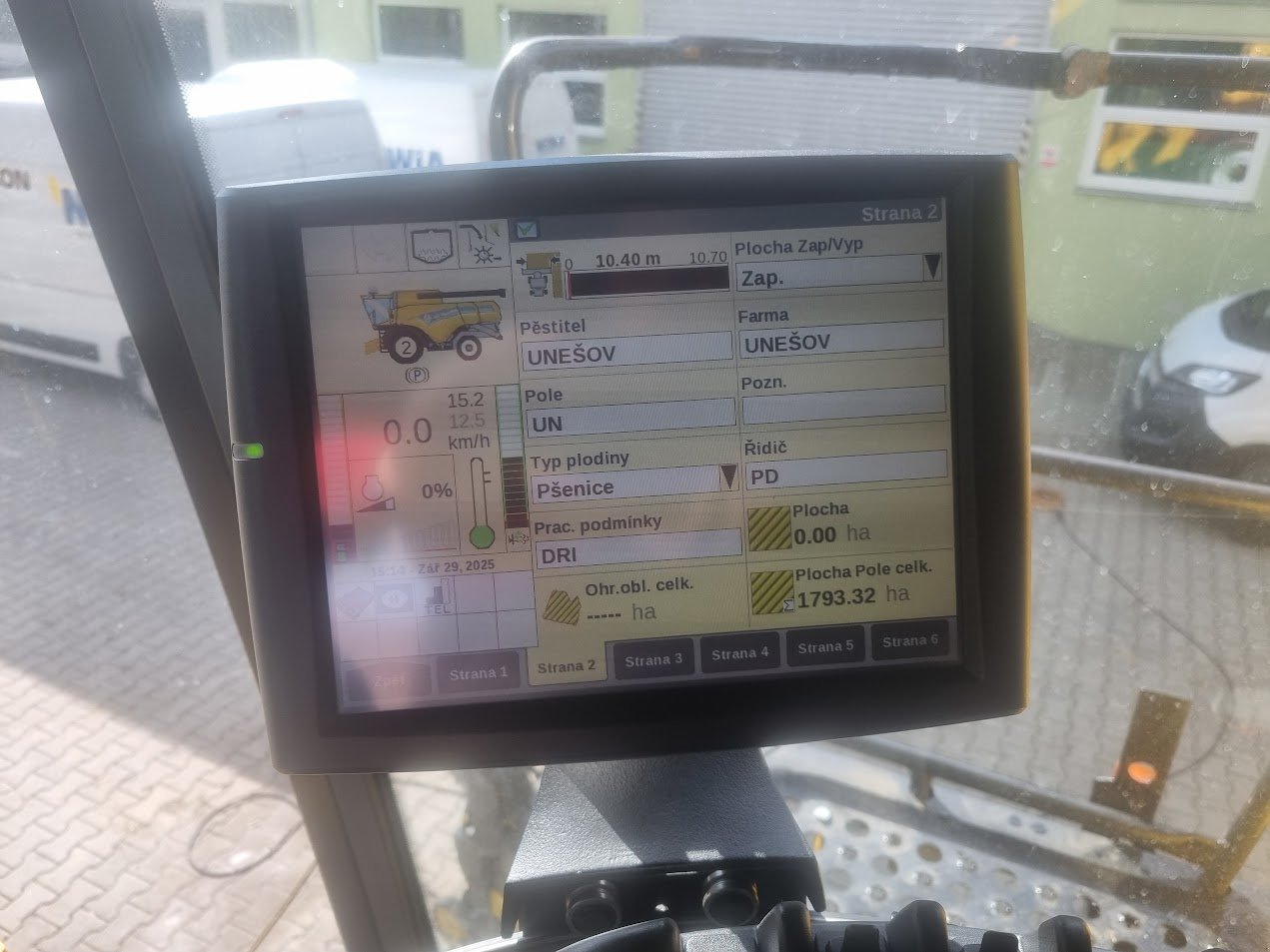 Mähdrescher del tipo New Holland CX 8.70, Gebrauchtmaschine In Stankov (Immagine 7)