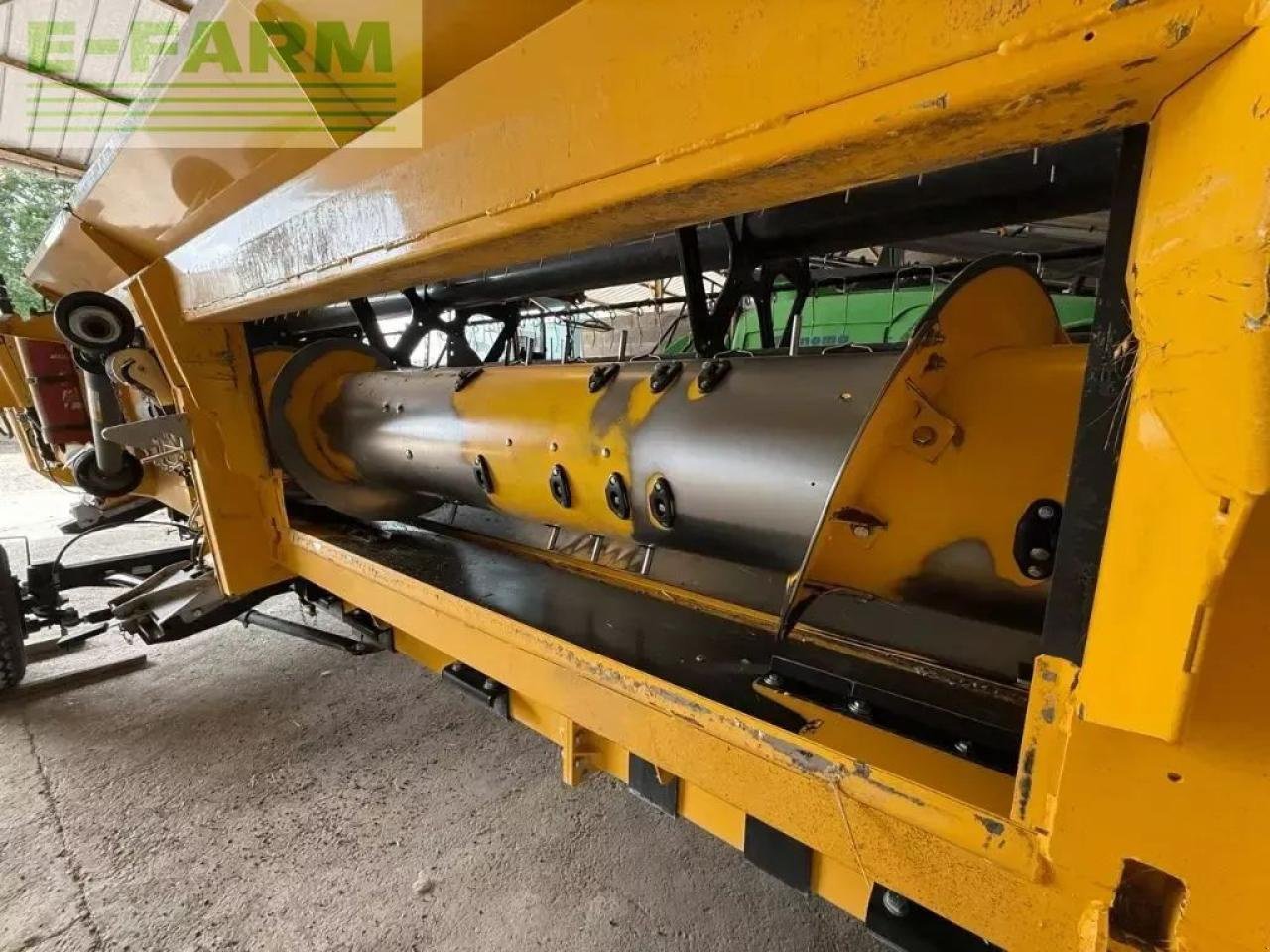 Mähdrescher of the type New Holland cx 8.70, Gebrauchtmaschine in CHAUVONCOURT (Picture 9)