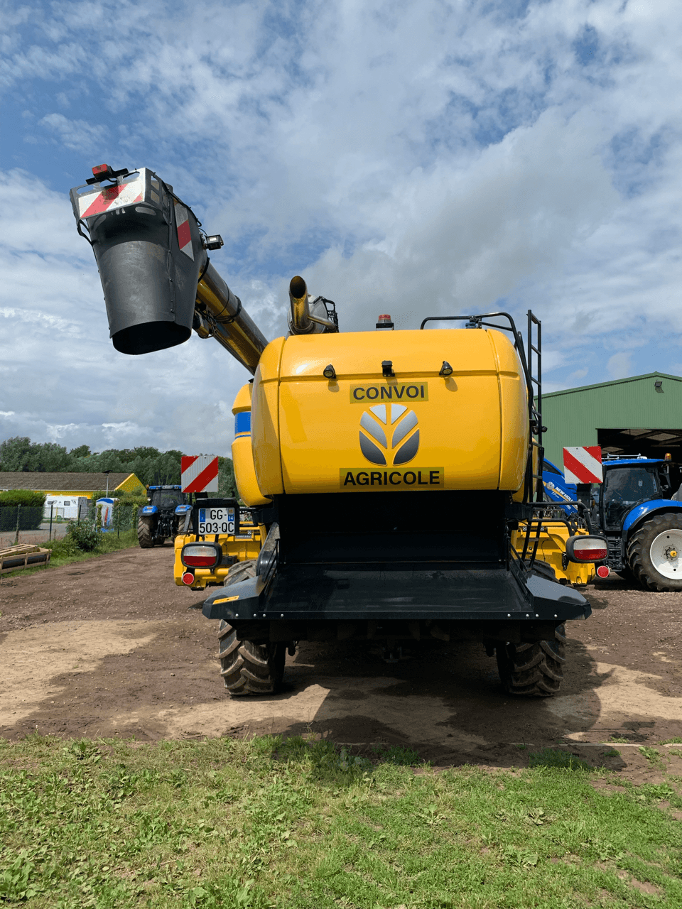 Mähdrescher Türe ait New Holland CX 8.70, Gebrauchtmaschine içinde CONDE SUR VIRE (resim 2)