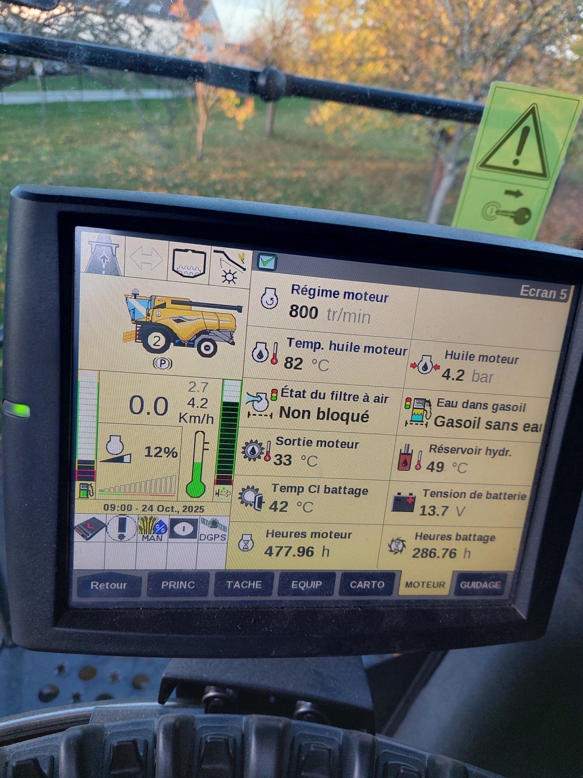 Mähdrescher of the type New Holland CX 8.70, Gebrauchtmaschine in TREMEUR (Picture 2)