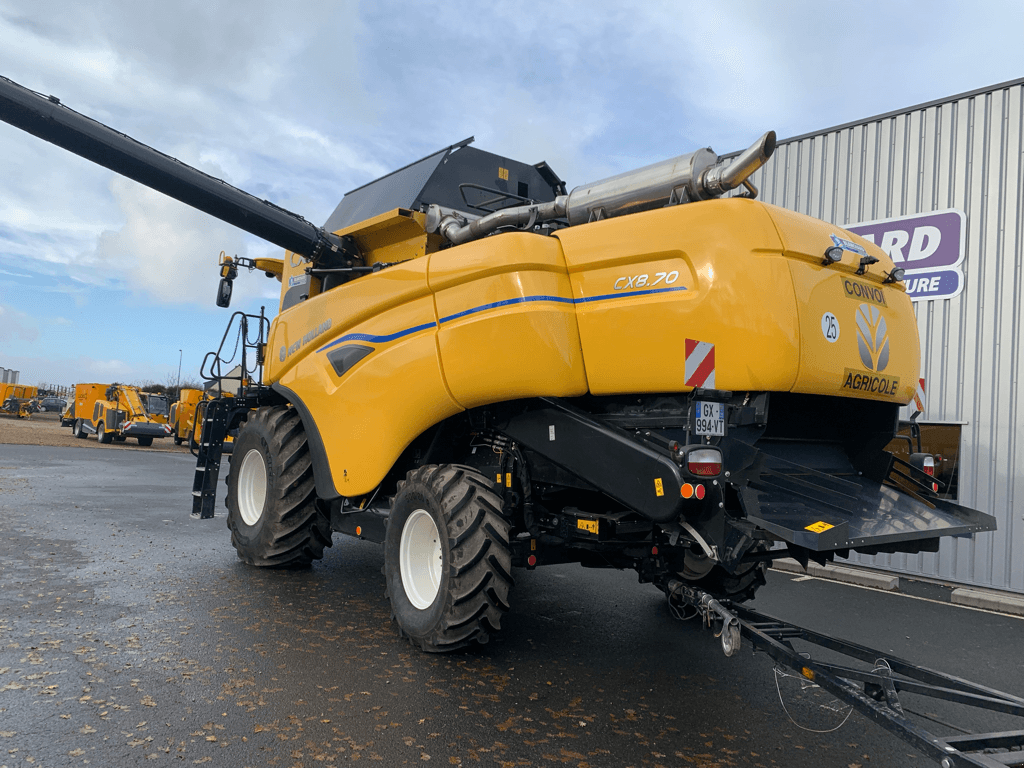 Mähdrescher tip New Holland CX 8.70, Gebrauchtmaschine in TREMEUR (Poză 4)