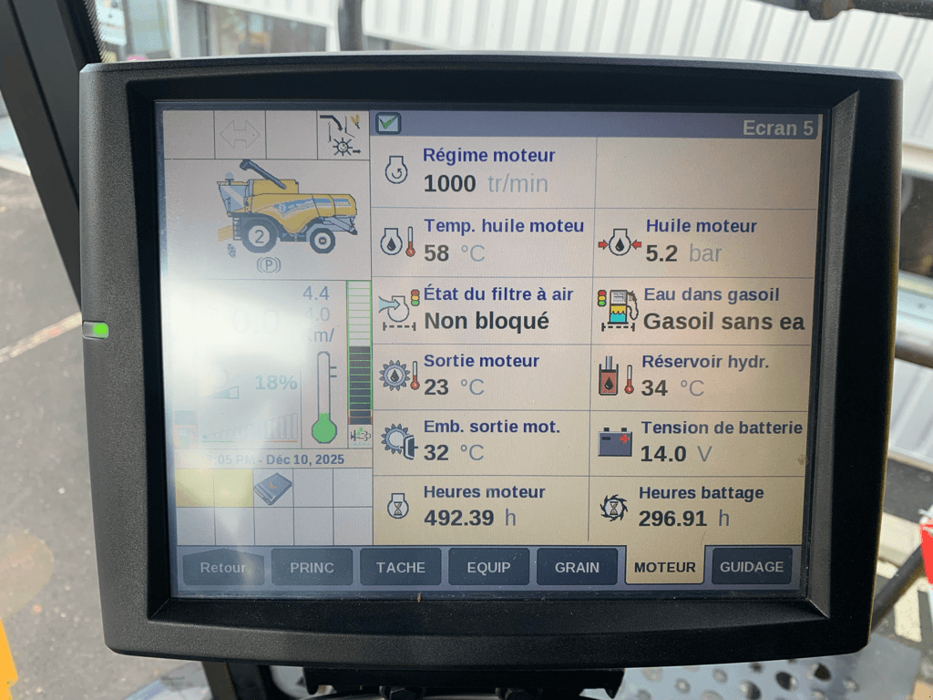 Mähdrescher типа New Holland CX 8.70, Gebrauchtmaschine в TREMEUR (Фотография 11)