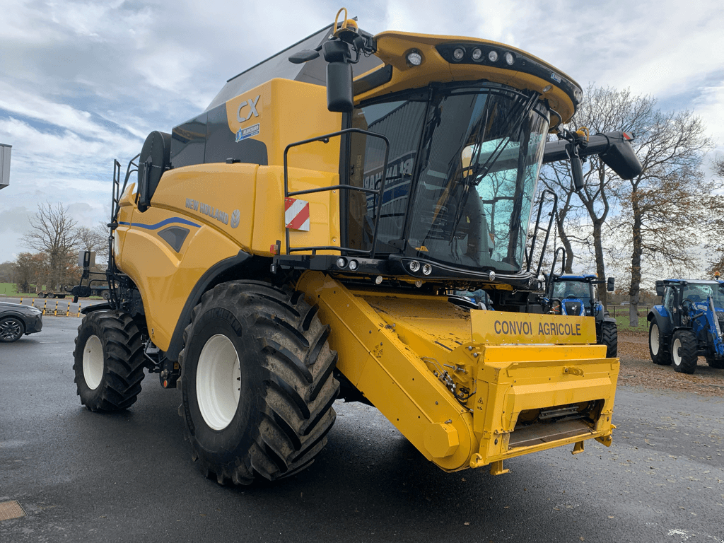 Mähdrescher типа New Holland CX 8.70, Gebrauchtmaschine в TREMEUR (Фотография 2)