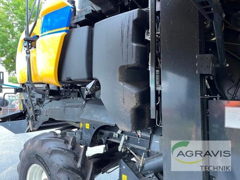 Mähdrescher of the type New Holland CX 8.80 RAUPE, Gebrauchtmaschine in Meppen (Picture 19)