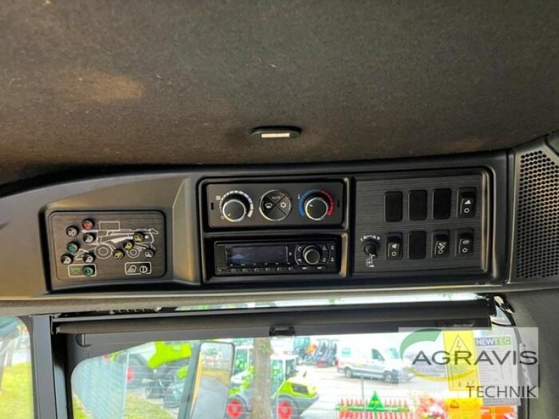 Mähdrescher of the type New Holland CX 8.80 RAUPE, Gebrauchtmaschine in Meppen (Picture 26)