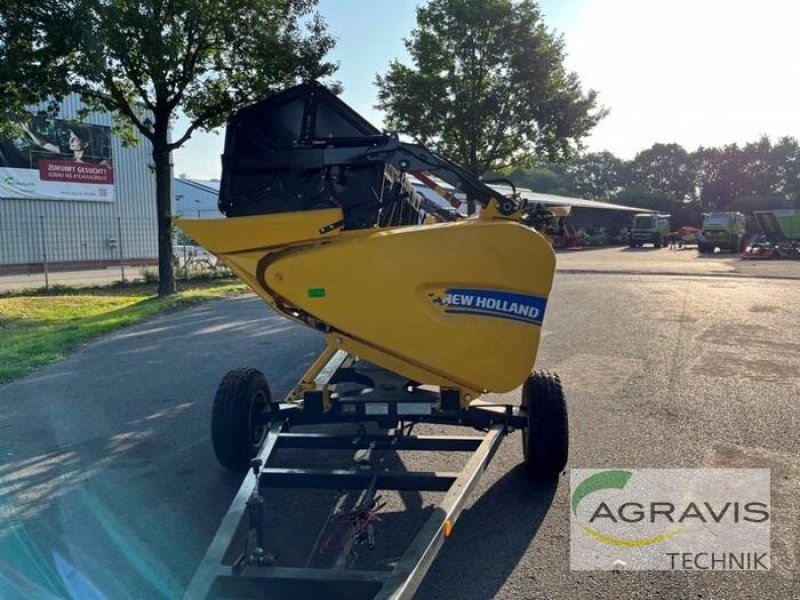 Mähdrescher of the type New Holland CX 8.80 RAUPE, Gebrauchtmaschine in Meppen (Picture 31)